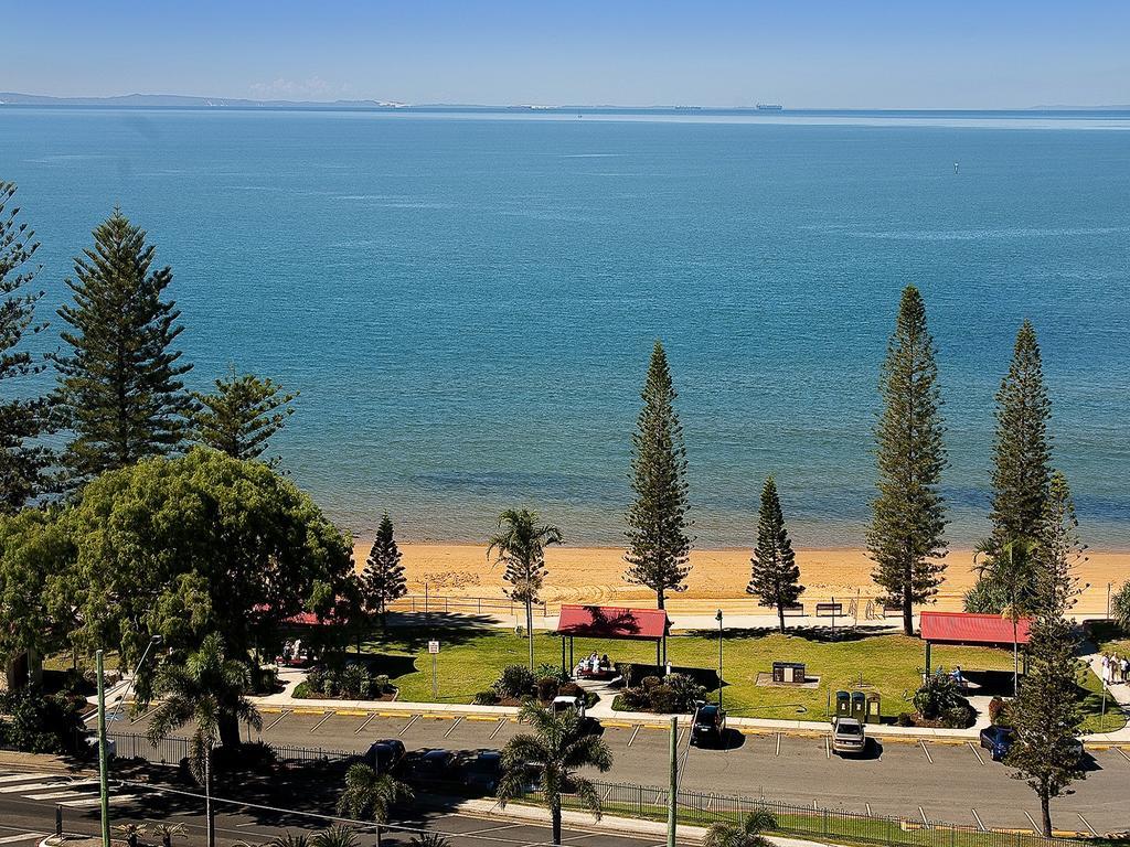 Beach House On Suttons Leilighet Redcliffe Eksteriør bilde