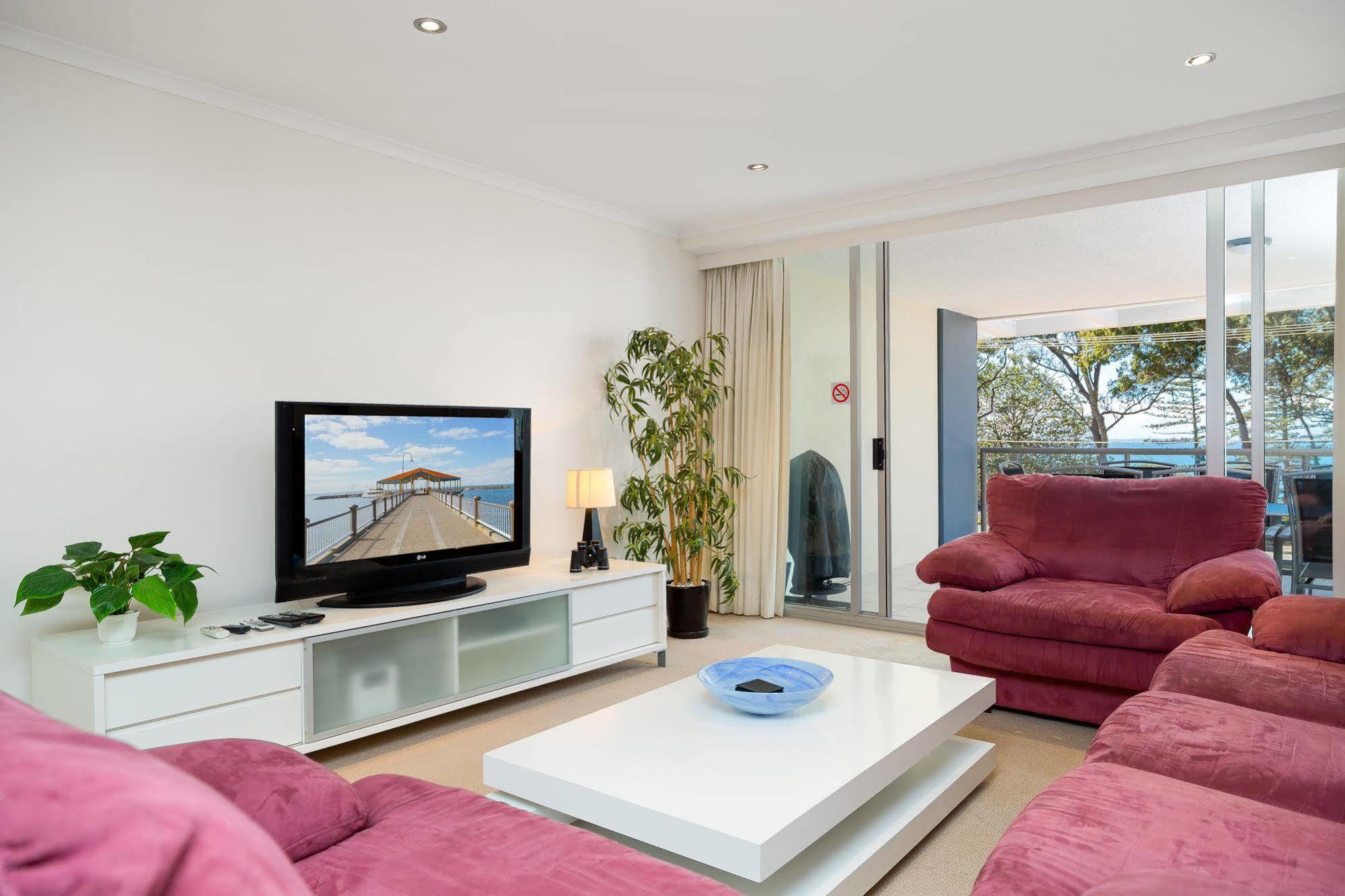 Beach House On Suttons Leilighet Redcliffe Eksteriør bilde